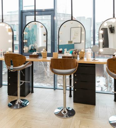 How to Setup Luxury Beauty Salon in Dubai?